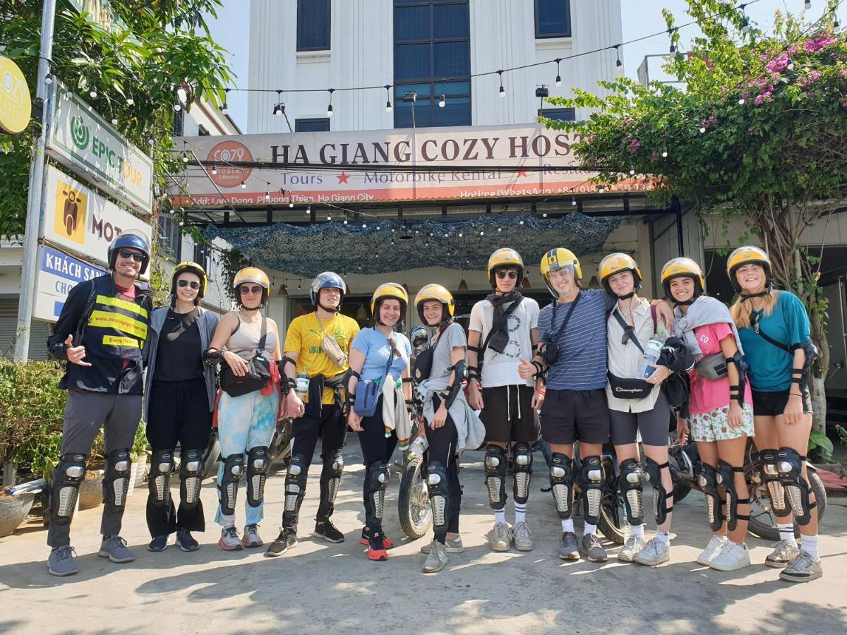 Ha Giang Cozy Hostel מראה חיצוני תמונה