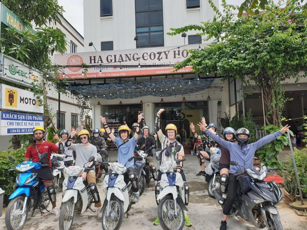 Ha Giang Cozy Hostel מראה חיצוני תמונה